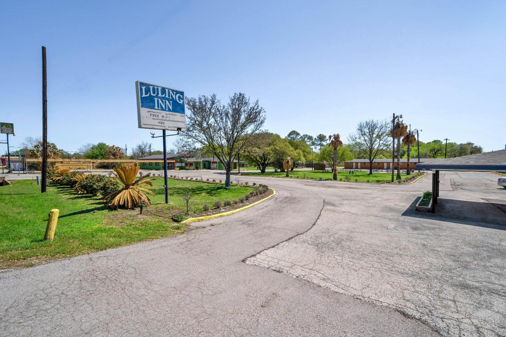 Oyo Hotel Luling Tx Downtown I-10/Us-90 Экстерьер фото
