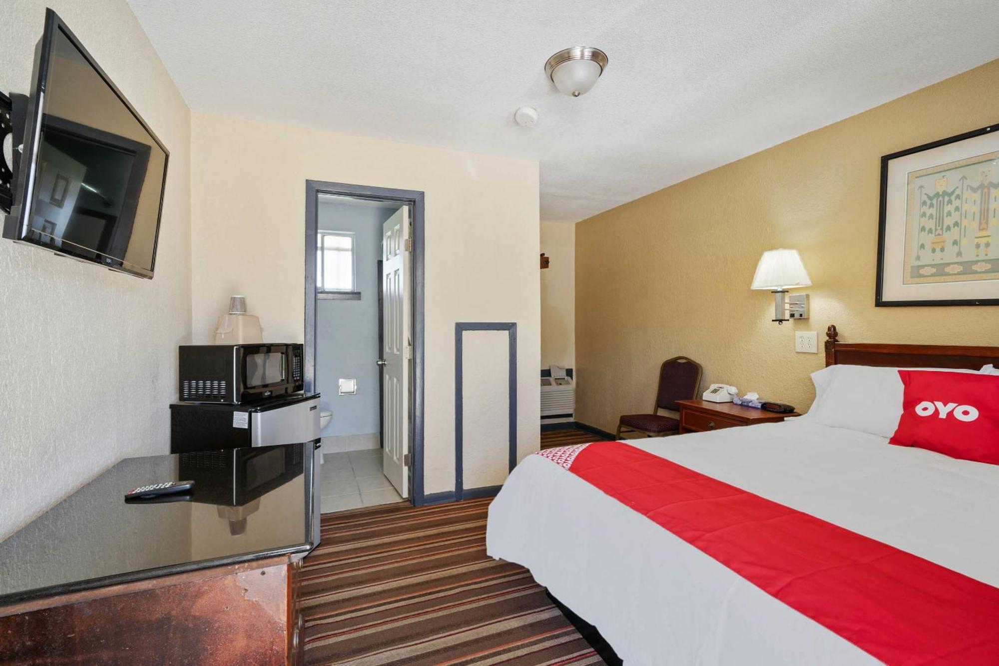 Oyo Hotel Luling Tx Downtown I-10/Us-90 Экстерьер фото